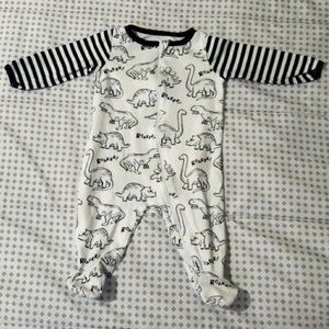 🎁3/$10🔴Coloring book footies